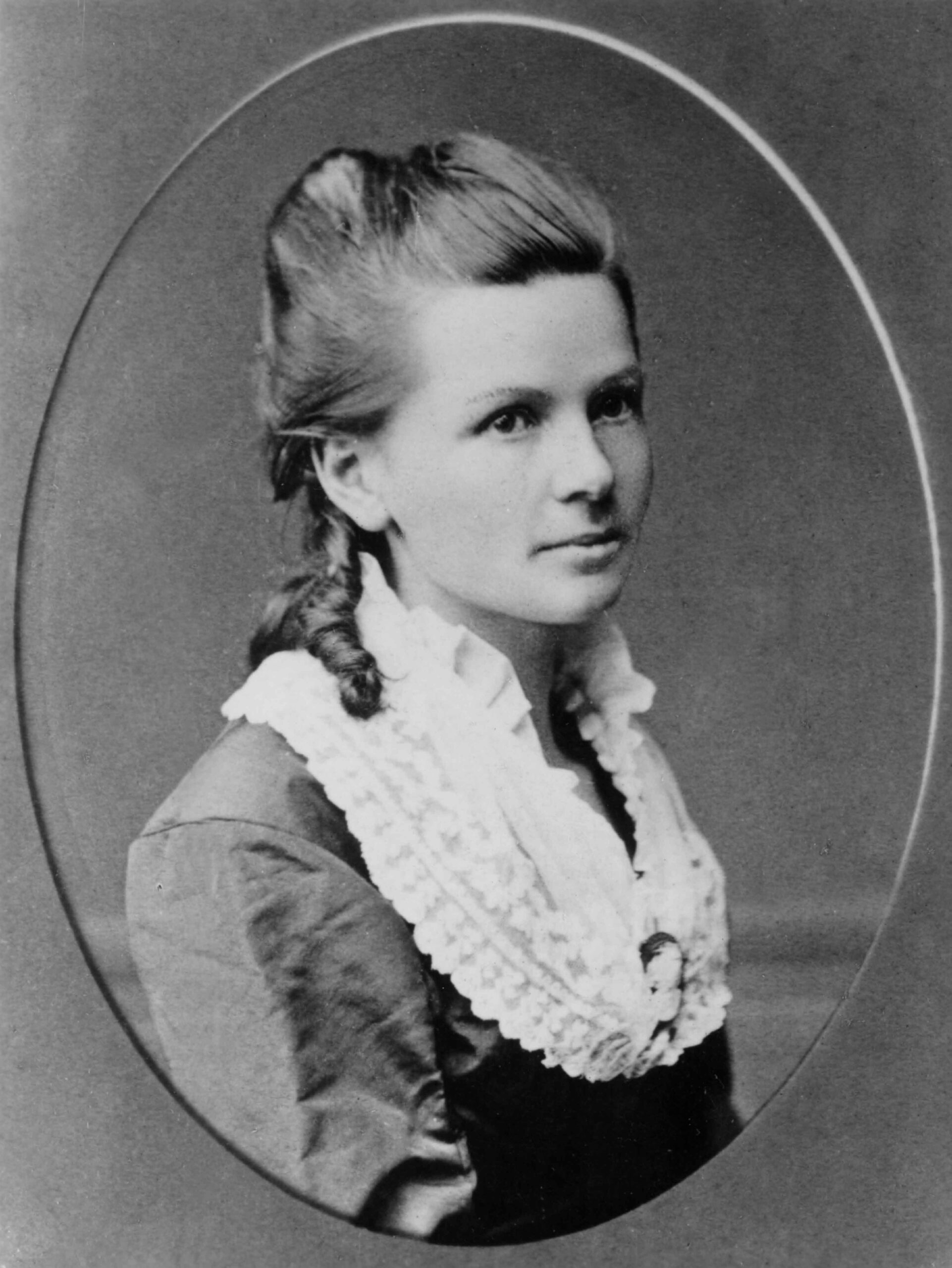 Bertha Benz : la femme qui a inventé la station-service en 1888